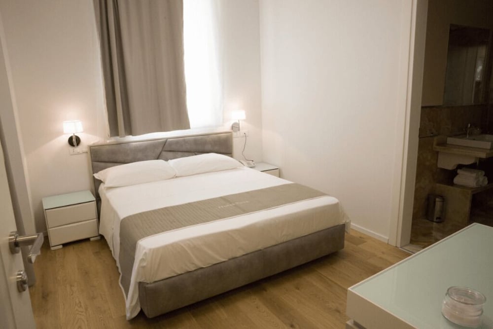 Boutique Hotel Enia 26/50