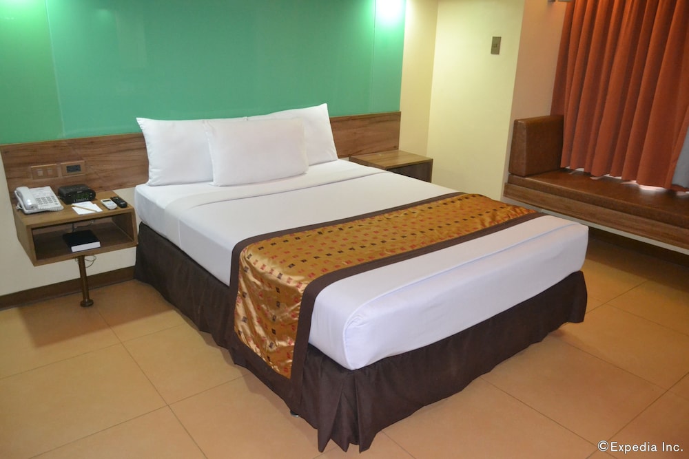 Microtel by Wyndham General Santos 5/29
