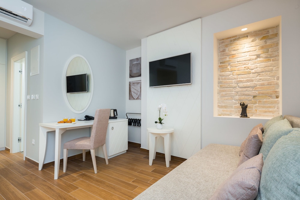 Balatura The Fine Bed & Breakfast 27/50