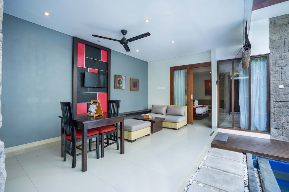 SAMAJA BEACHSIDE VILLAS 53/76