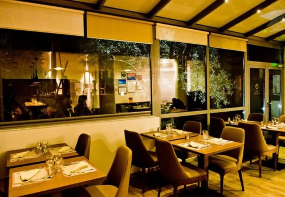 restaurant-cafeteria