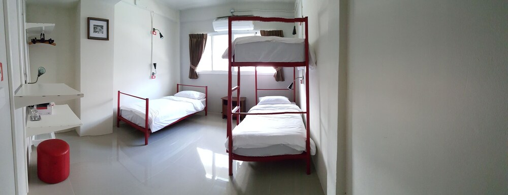 Bangkok Check Inn 43/70