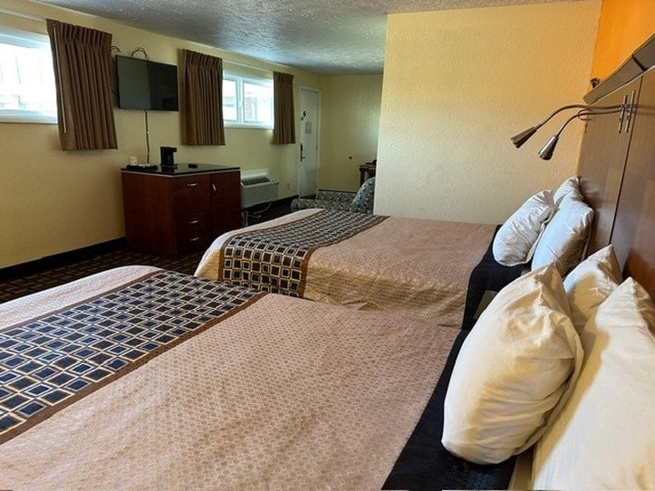 Stay Inn by OYO Near I 80 Lincoln West 15/32
