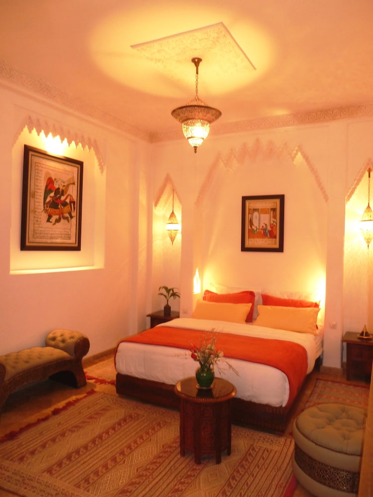 Riad Viva 8/35