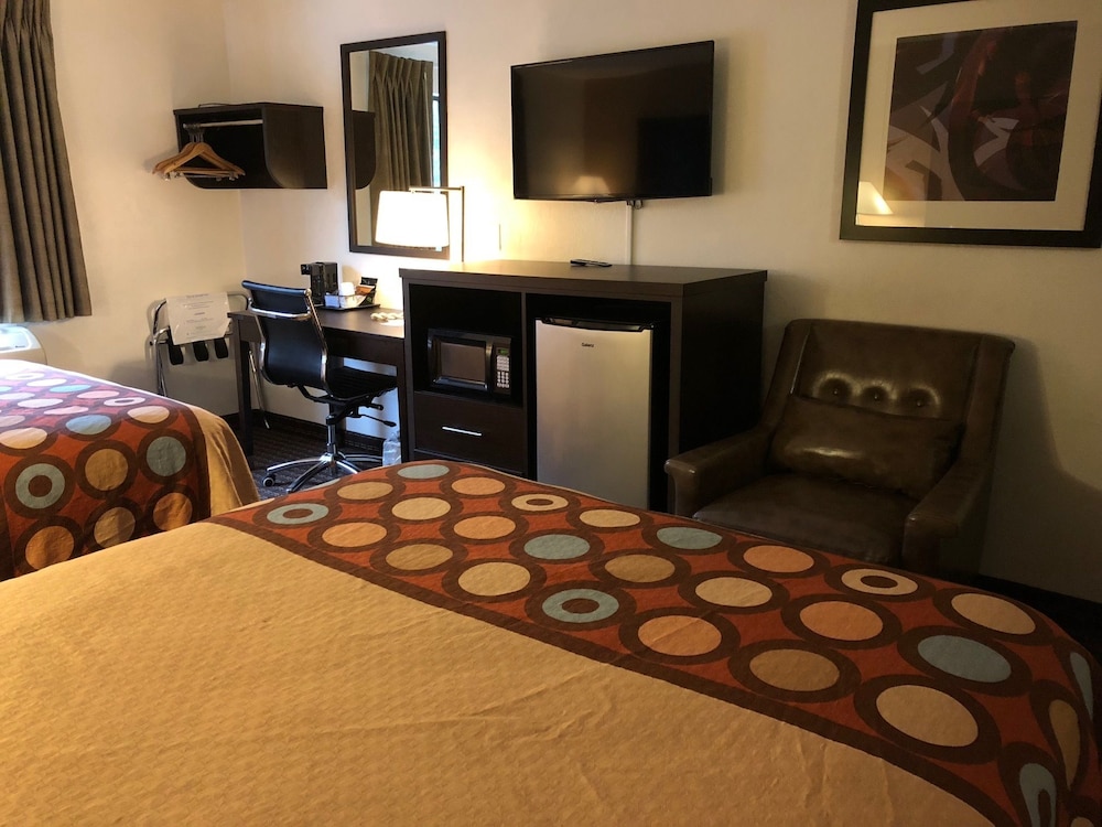 Super 8 By Wyndham Lacey Olympia Area 43/52