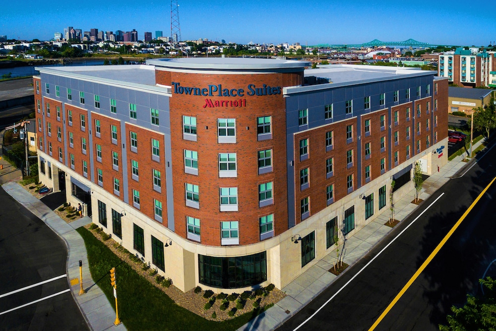 TownePlace Suites Boston Logan Airport/Chelsea 1/40