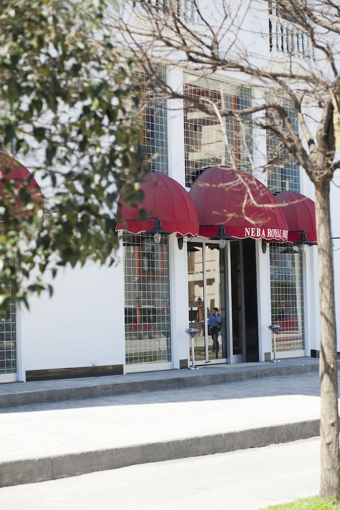 Neba Royal Hotel 4/50