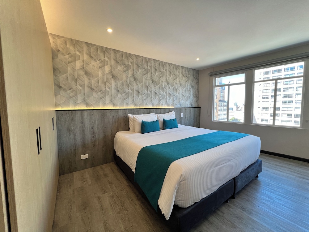 Junior Suite, King Bed, Hotel Grand Park 3/6