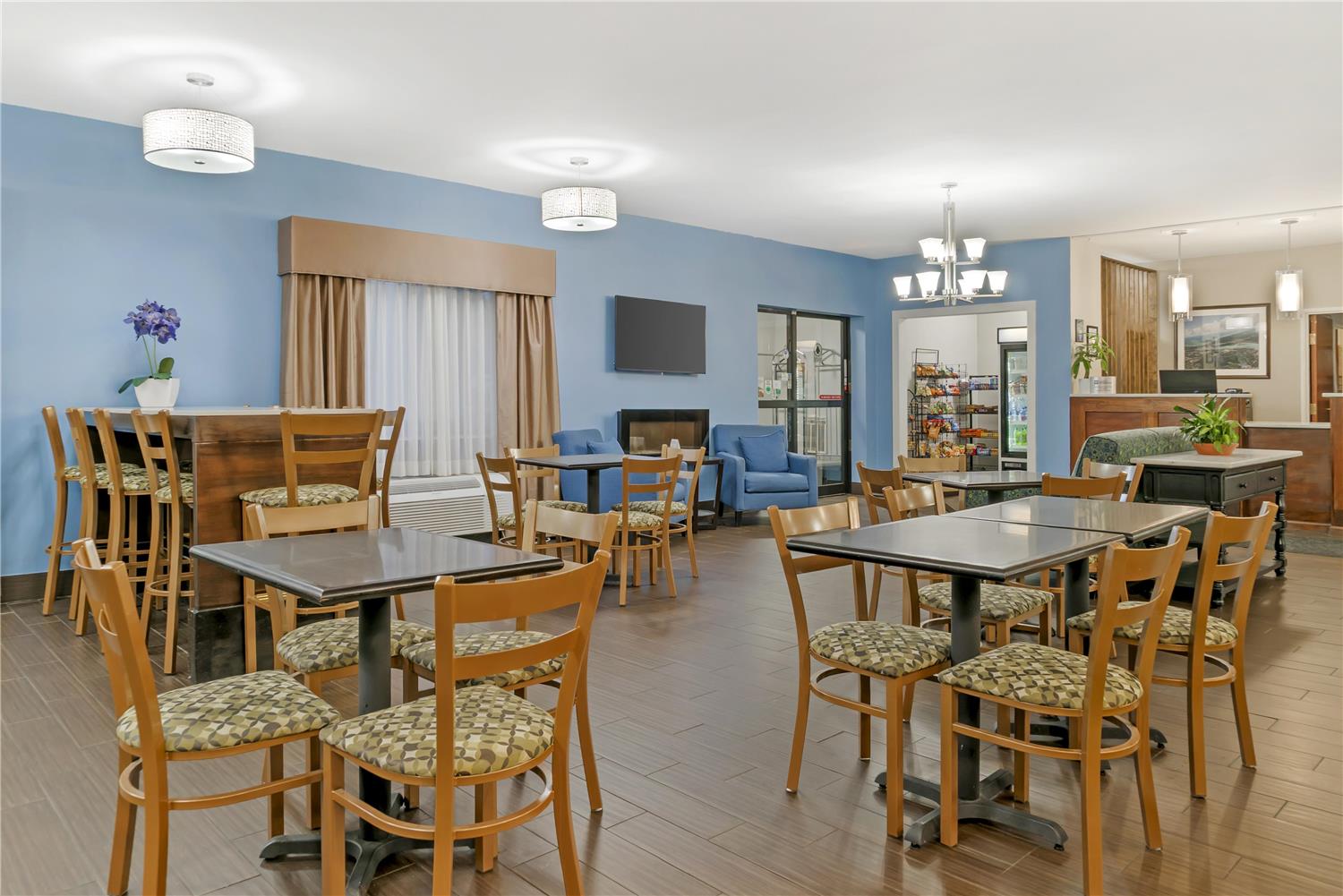 Best Western Port Huron Blue Water Bridge 27/31