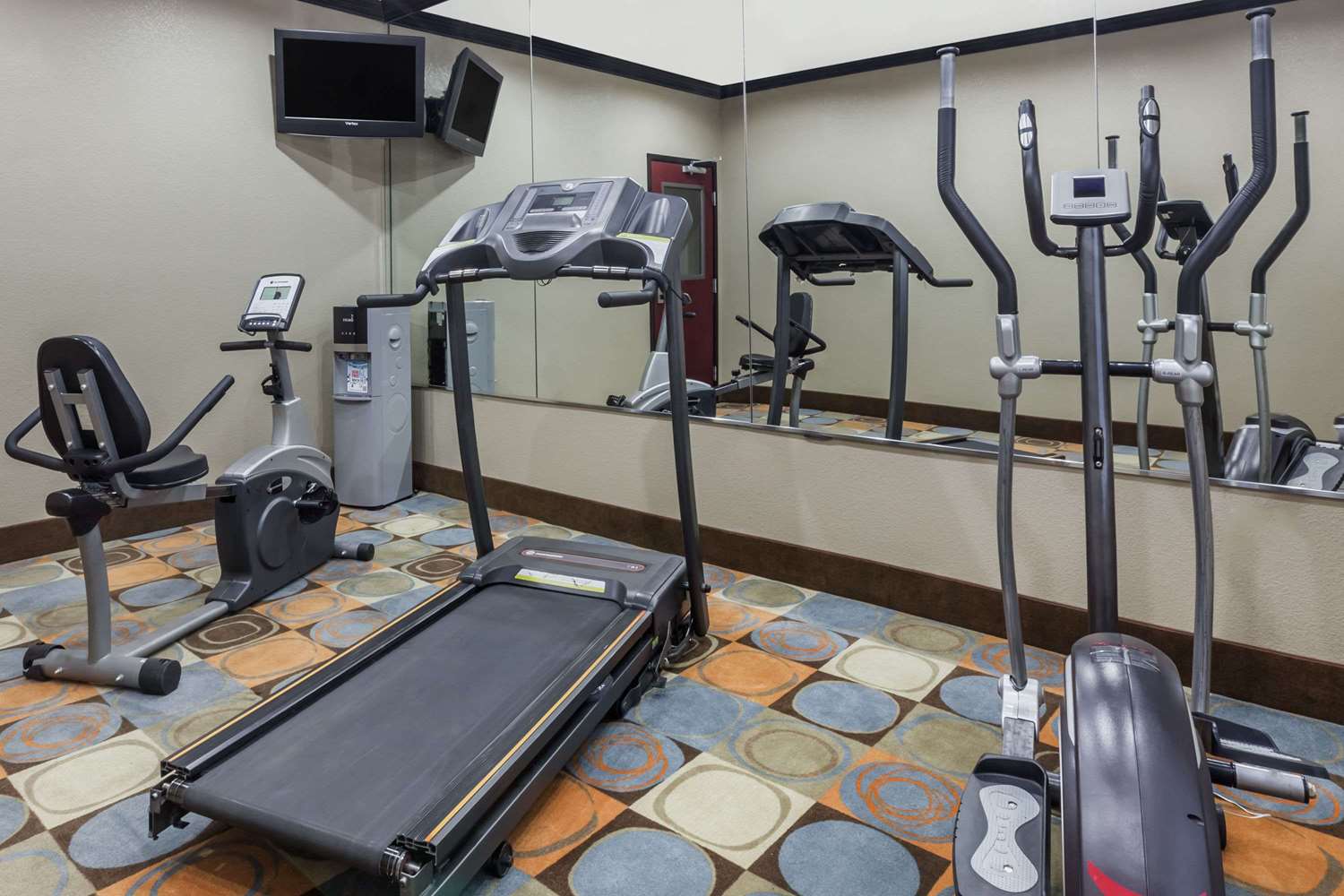 Days Inn And Suites Marquez 2/9