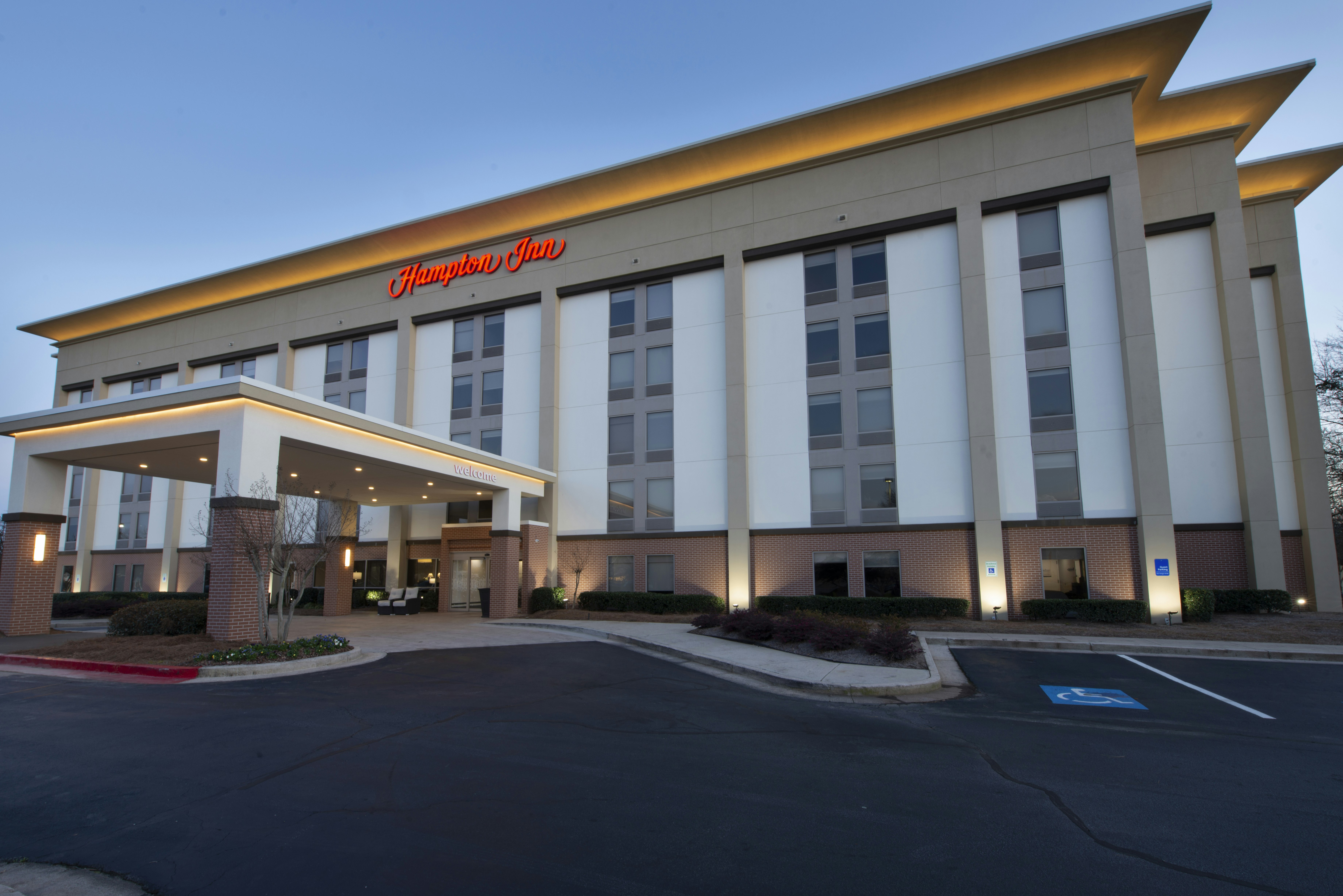 Hampton Inn Atlanta-Southlake 37/38