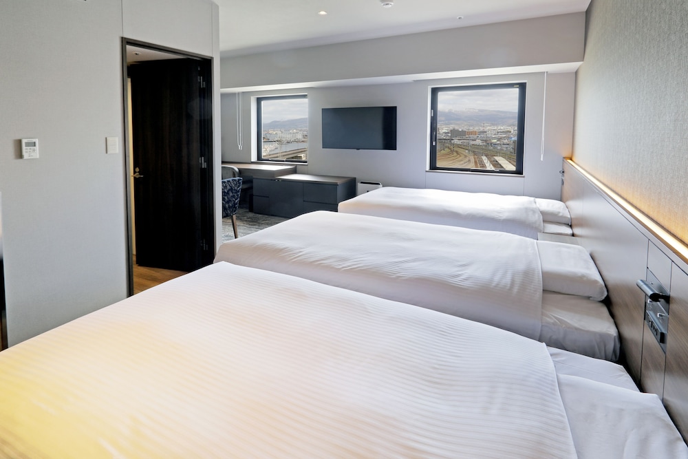 ROOM, TWIN BEDS, LARGE