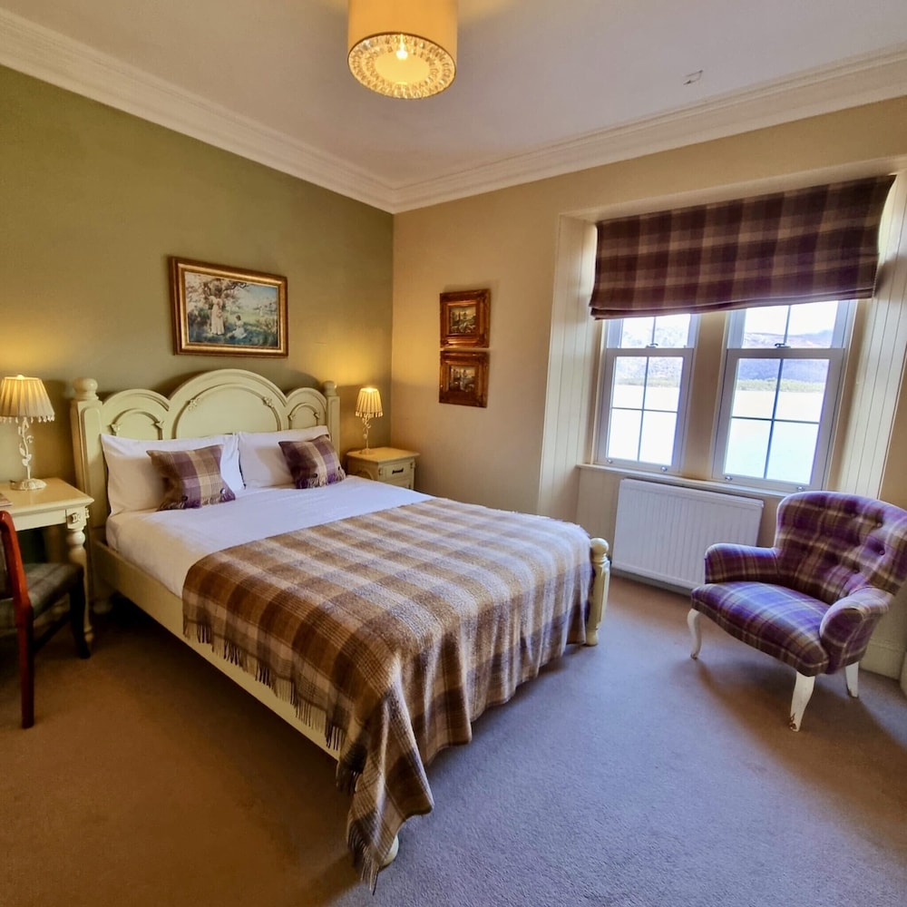 Loch Maree Hotel 9/29