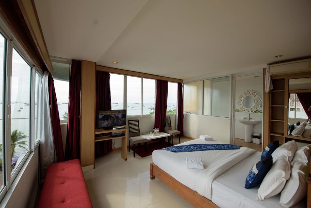 Star Residency 18/38