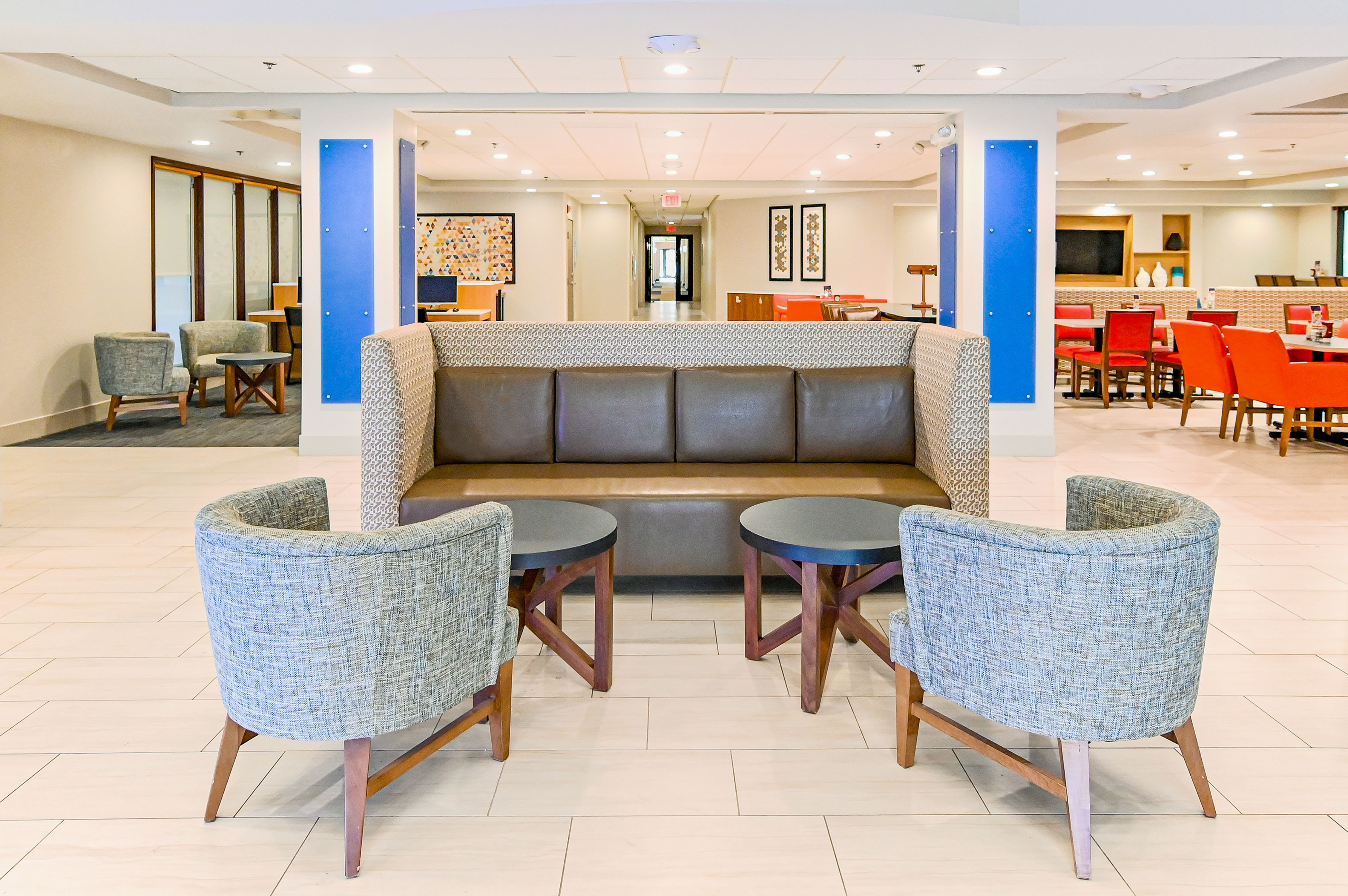 Holiday Inn Express Richmond Airport 33/60