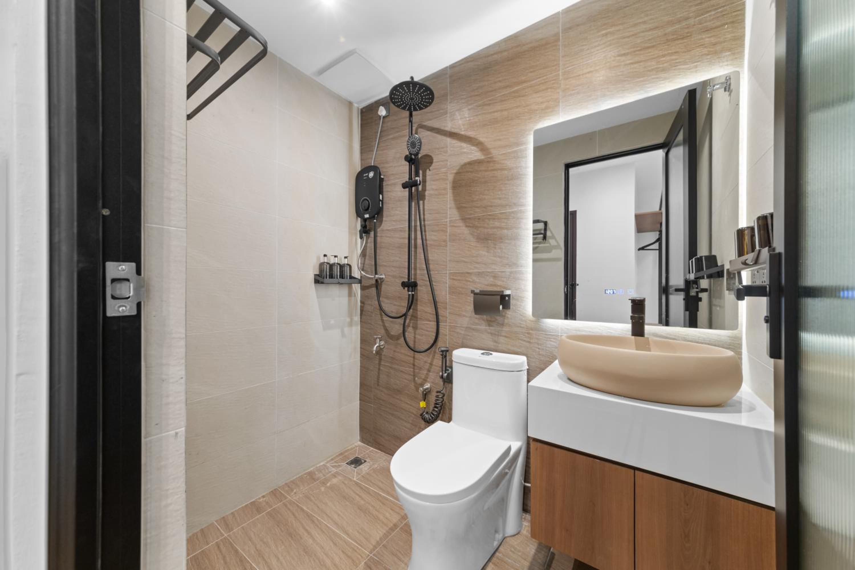 MILUX HOTEL 14/16