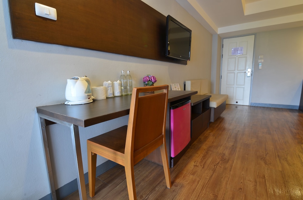 Tara Garden Hotel 9/50