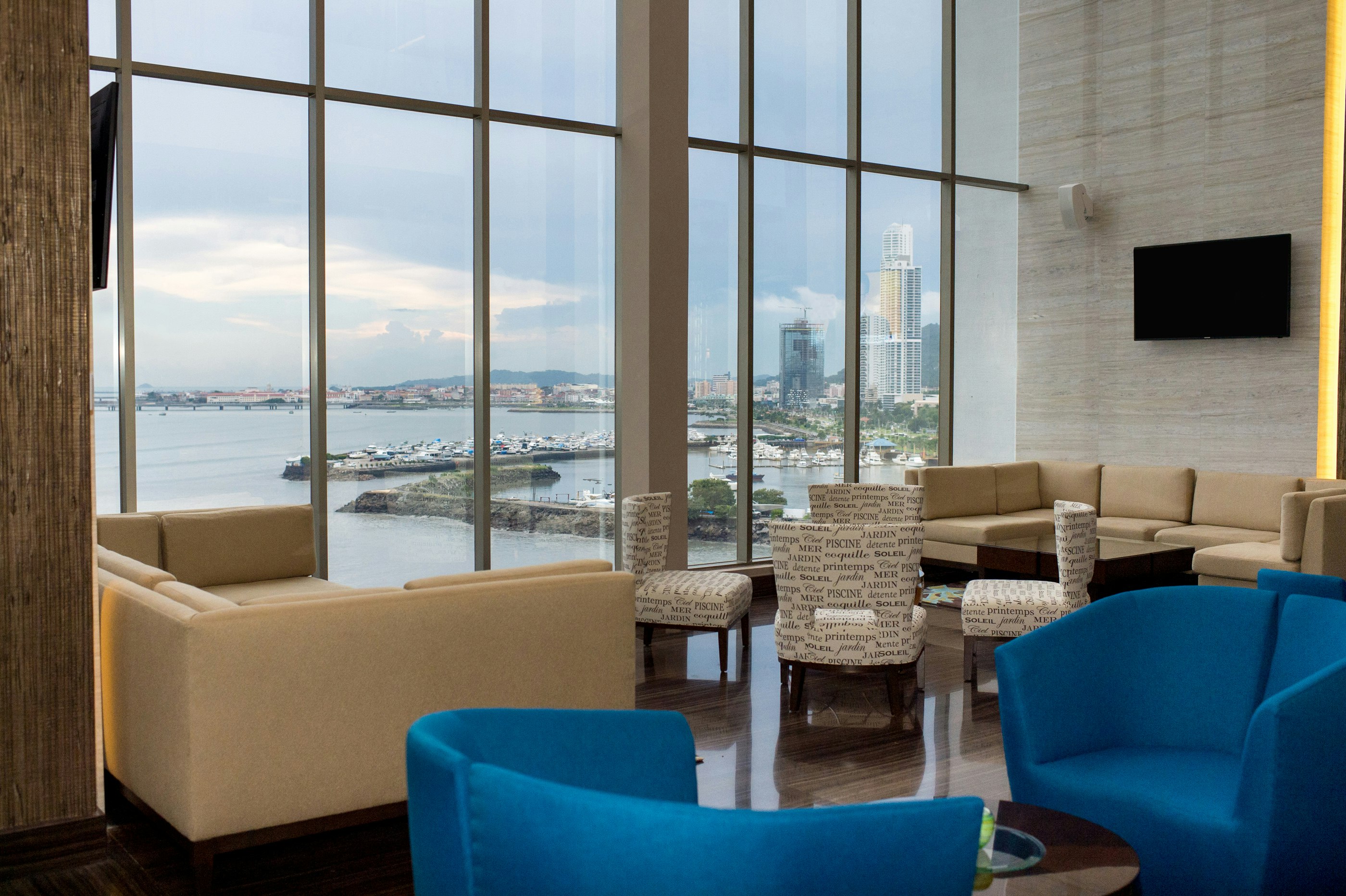 Hilton Panama 52/90