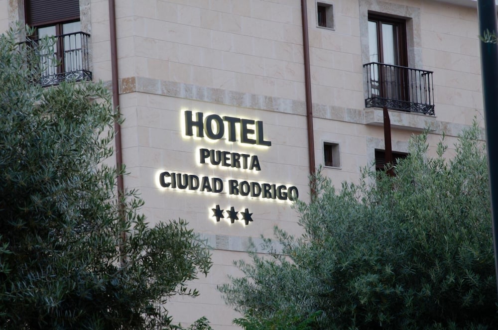 Hotel Puerta Ciudad Rodrigo 2/43