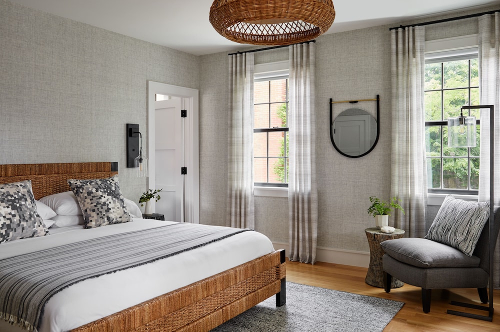 The Edgartown Inn, The Edgartown Collection 12/44