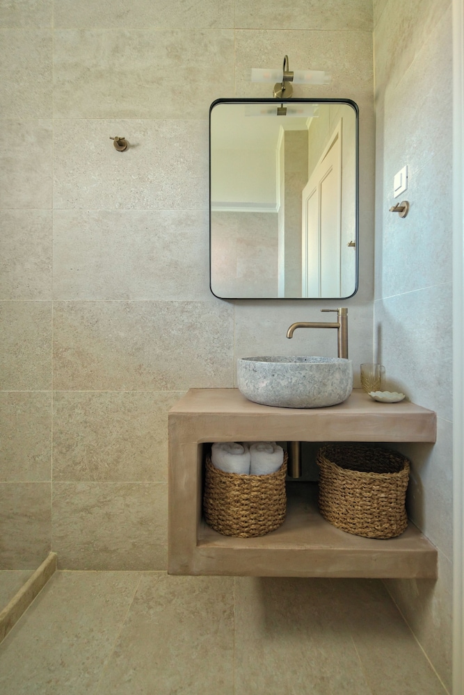 Erietta Aparthotel 49/49