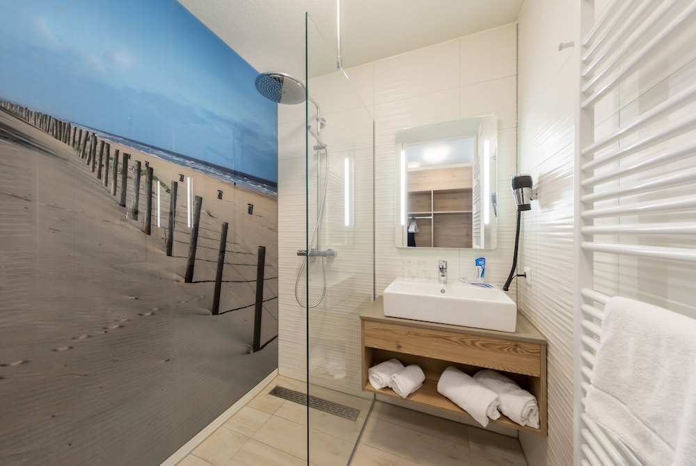Beach Hotel Zandvoort by Center Parcs 33/33