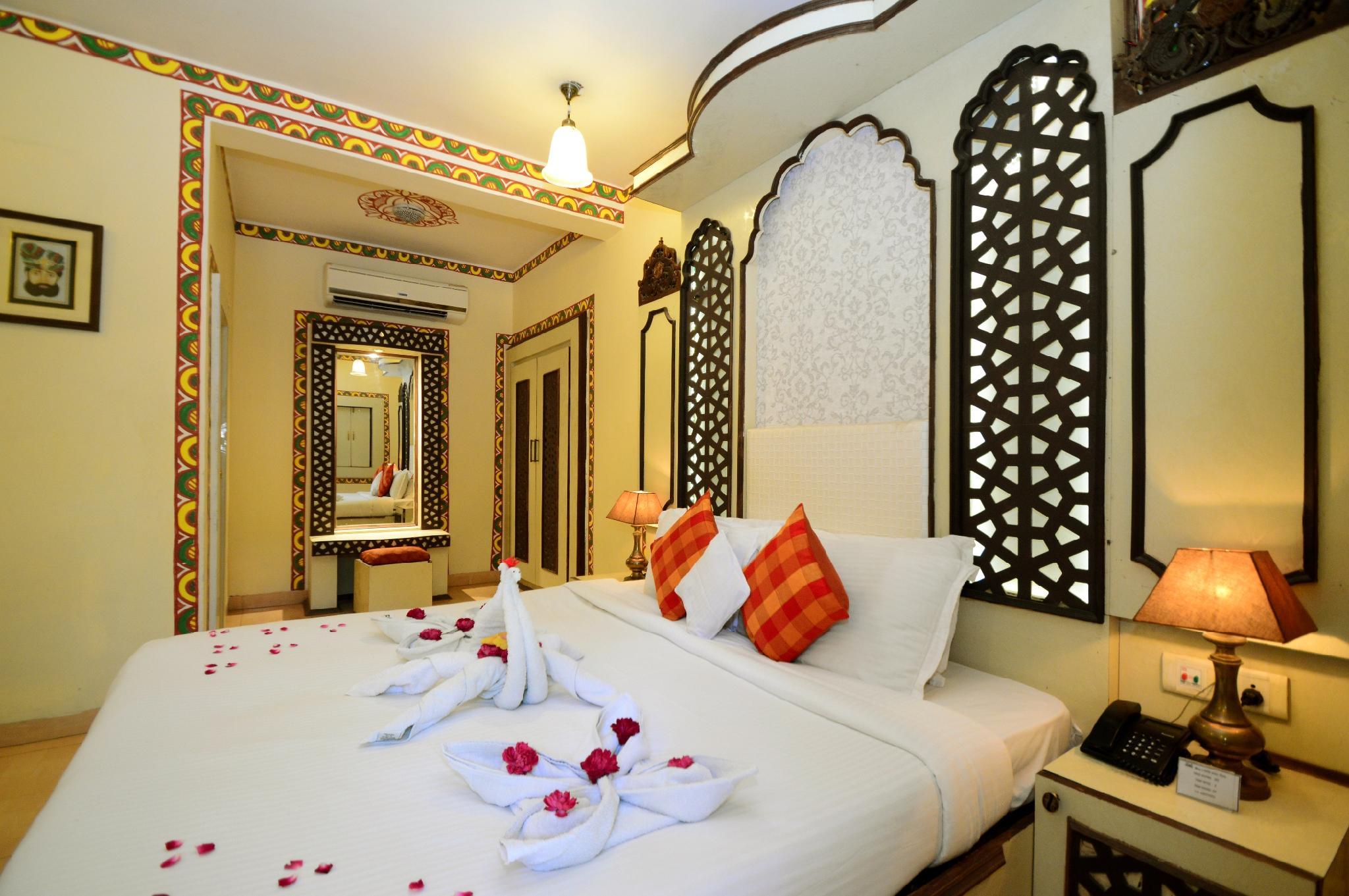 Chokhi Dhani Indore An Ethnic Village Resort 18/45