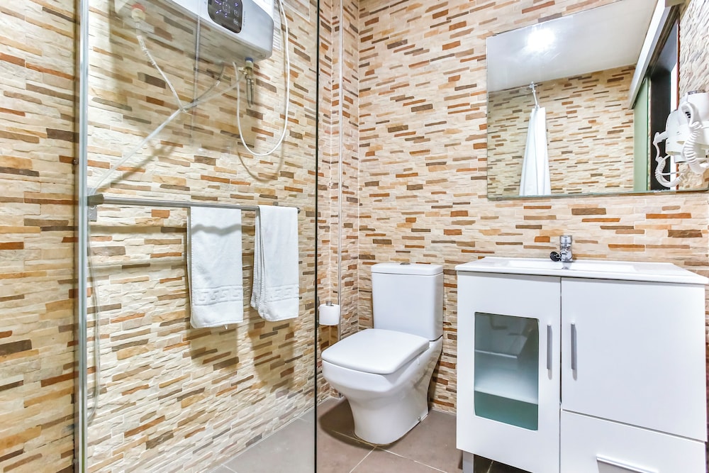 Laramond Barcelona Rooms 48/58