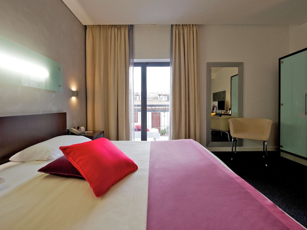 Mercure Palermo Centro 31/70