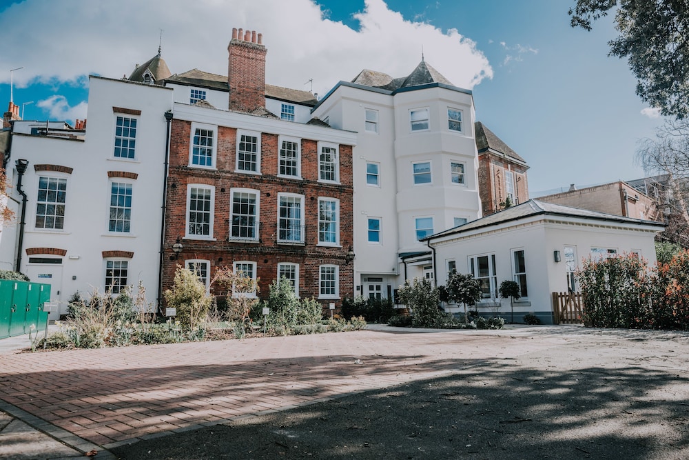 Cavendish House 6/50