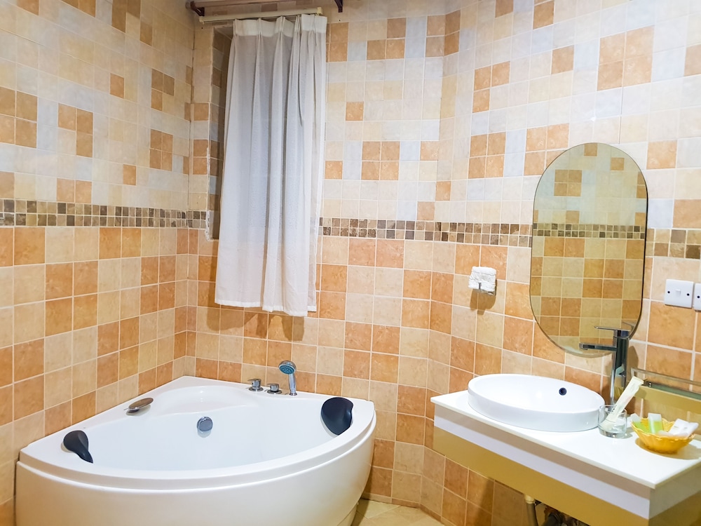 Masailand Safari Lodge 48/50