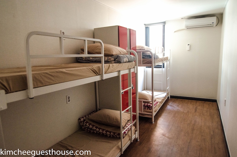 Kimchee Busan Downtown Guesthouse 28/51