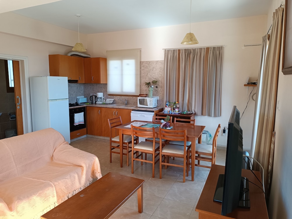 Kapsalia Holiday Villas 12/50