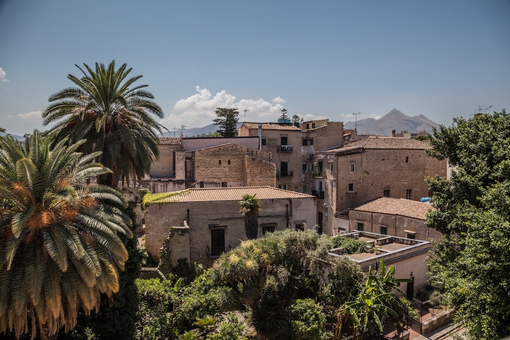 CAMPLUS GUEST PALERMO photo3