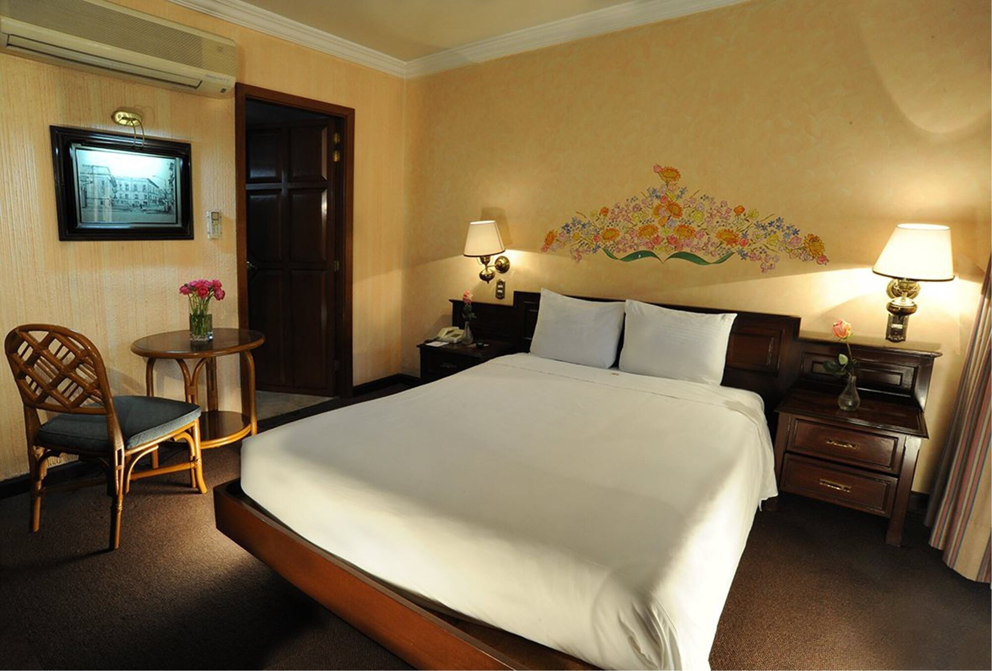 Standard, King Bed