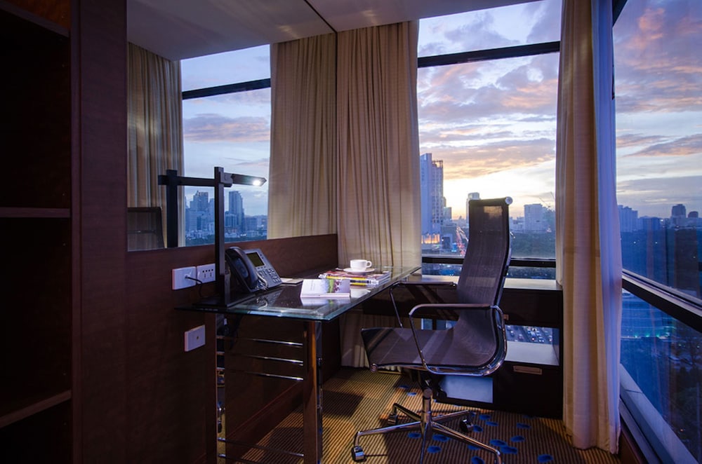 Aetas Lumpini Hotel 41/50