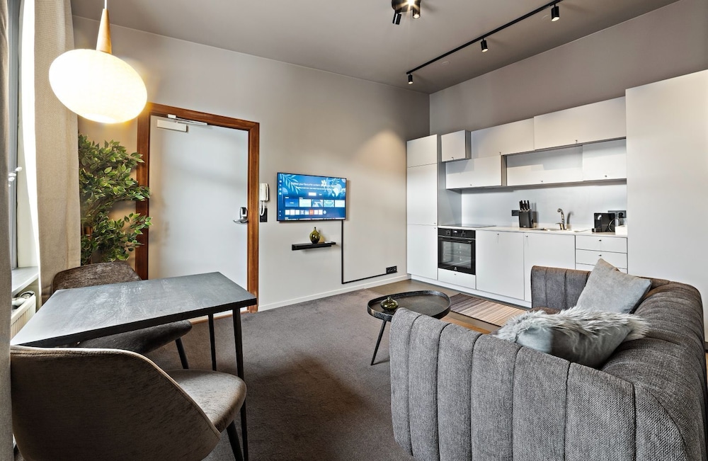 Grettir Apartments 25/50
