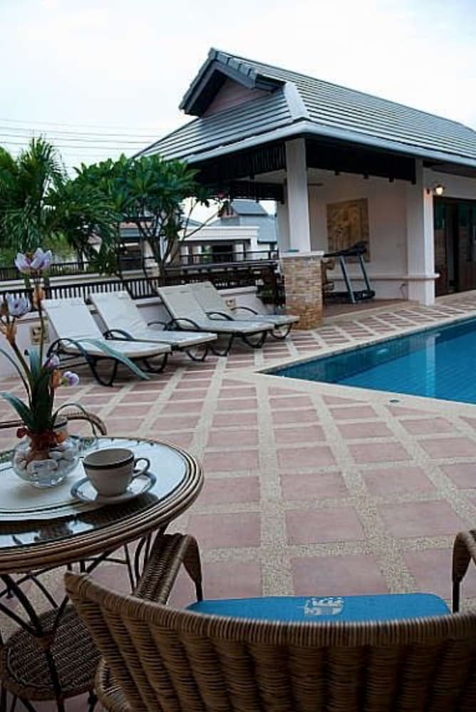4 Bedroom Private Bali Style Villa Hh1 21/45