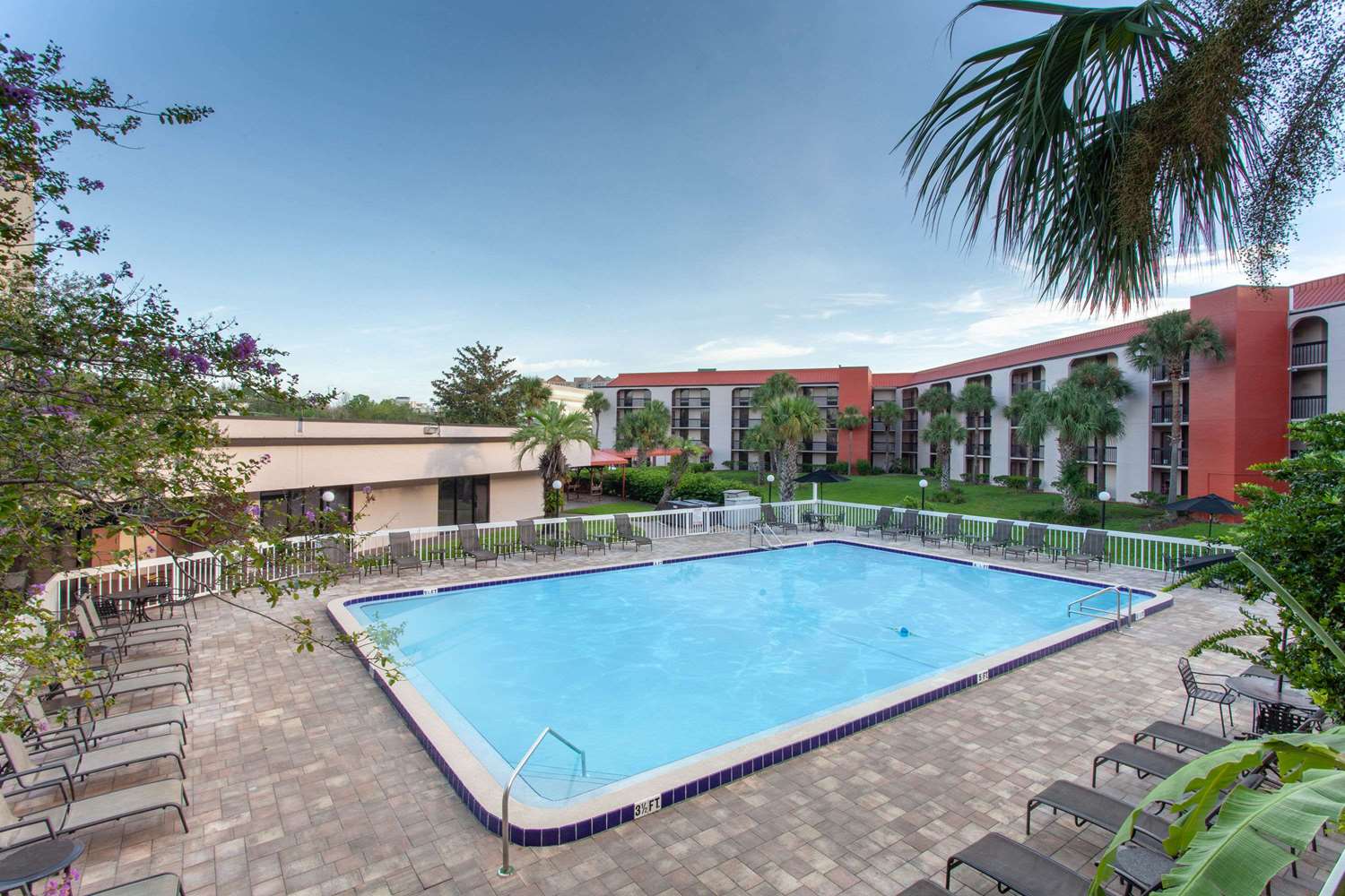 Grand Hotel Orlando At Universal Blvd 10/11