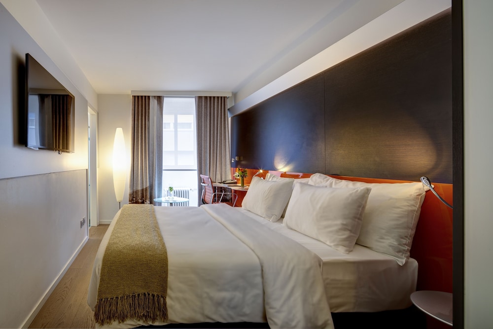 Design Hotel F6 18/44