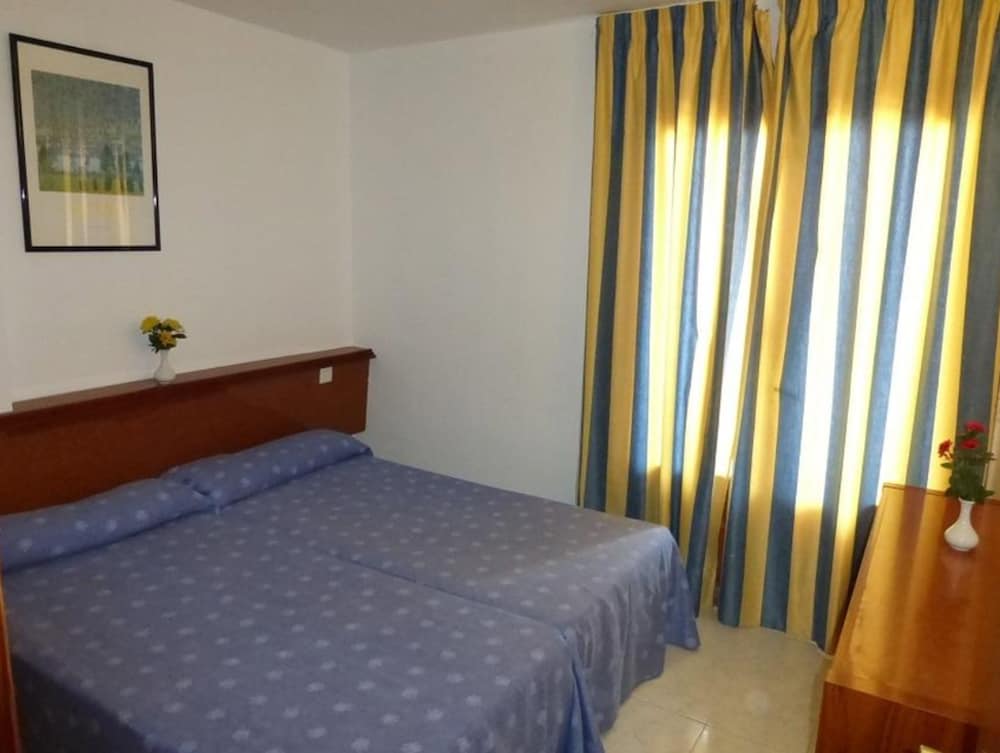 Balear Beach Apartments 8/21