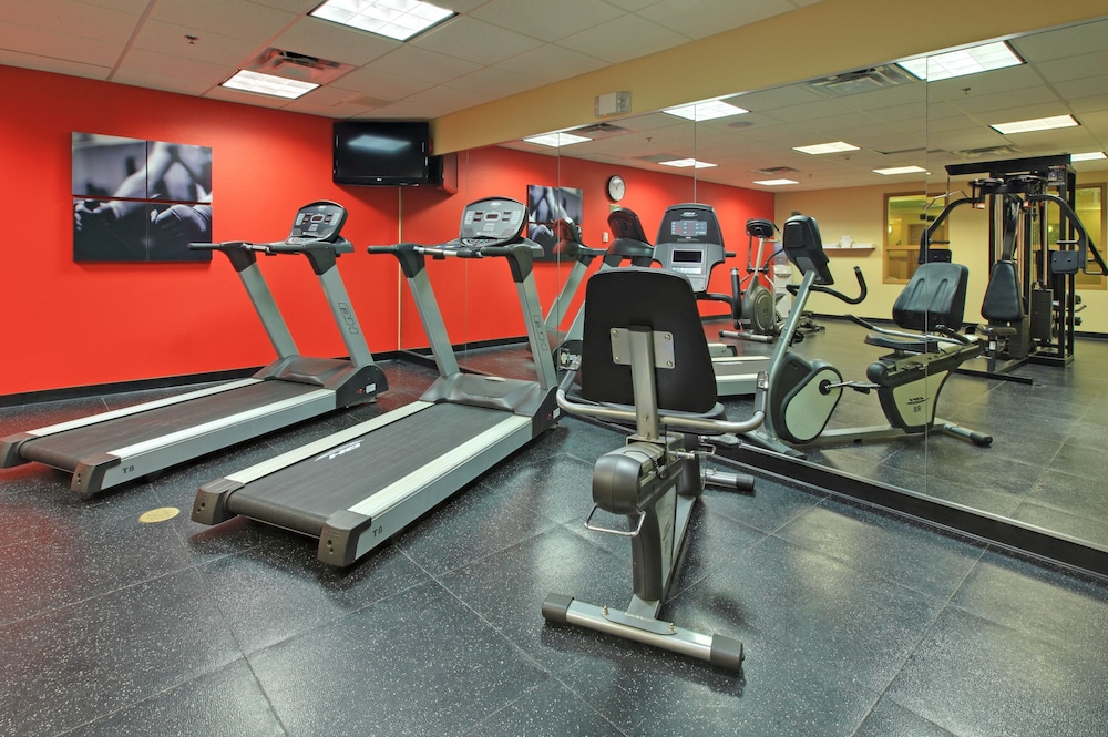 Country Inn & Suites by Radisson, Conway, AR 20/36