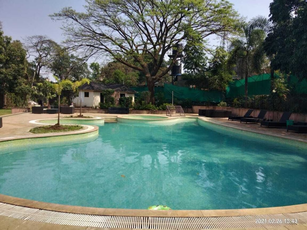 Citrus Hotels Lonavala 19/47