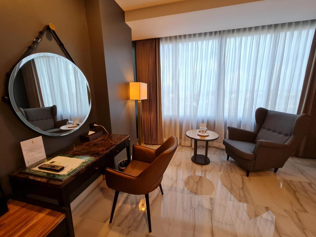 Chaisaeng Palace Hotel 18/20