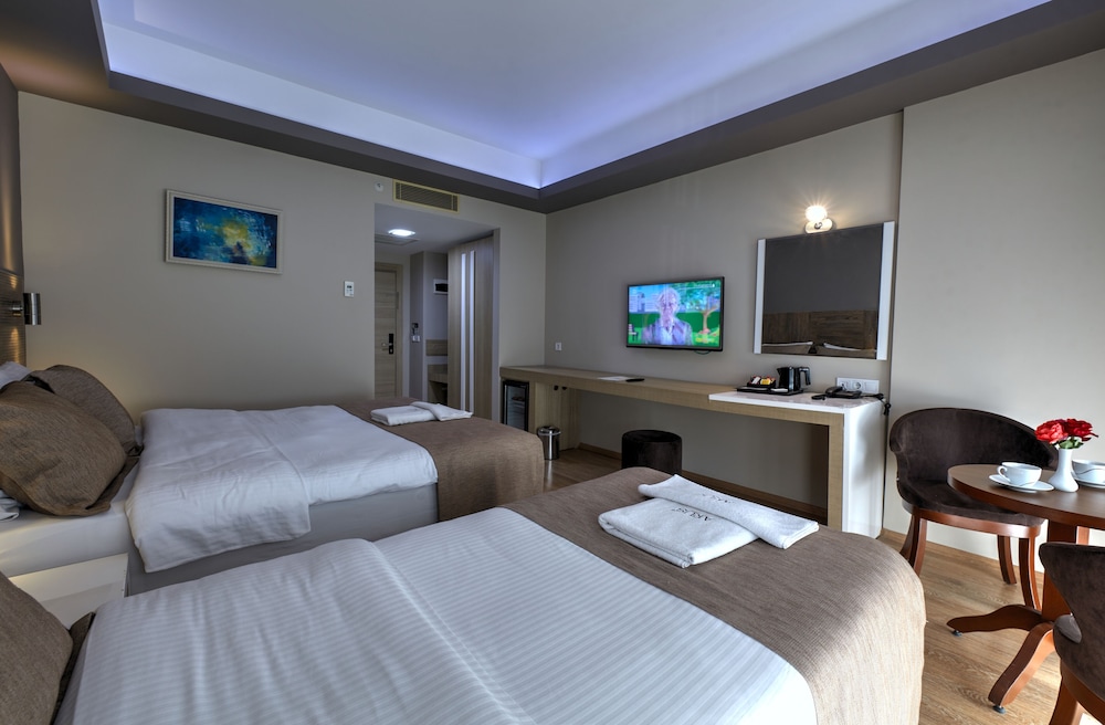 Arus Hotel 5/62