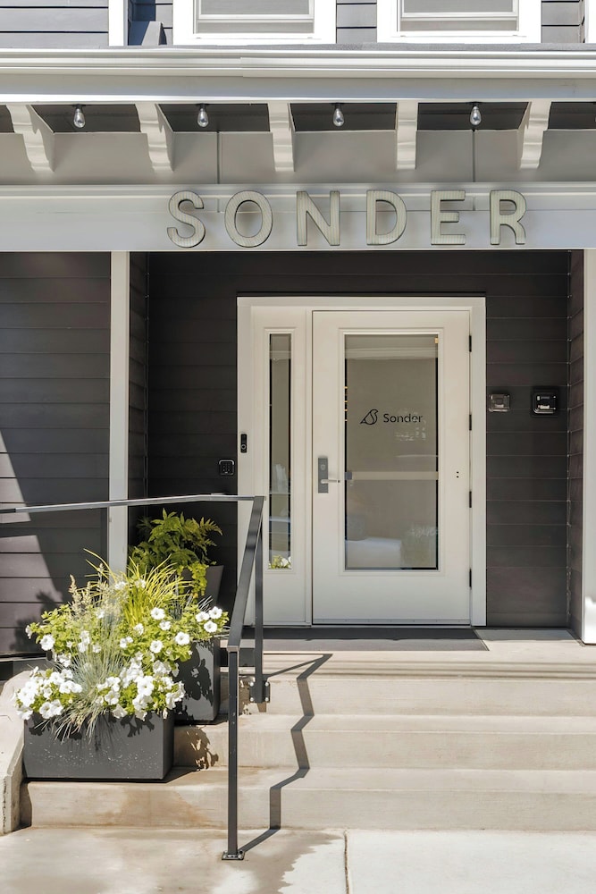 Sonder The Boylston 1/50