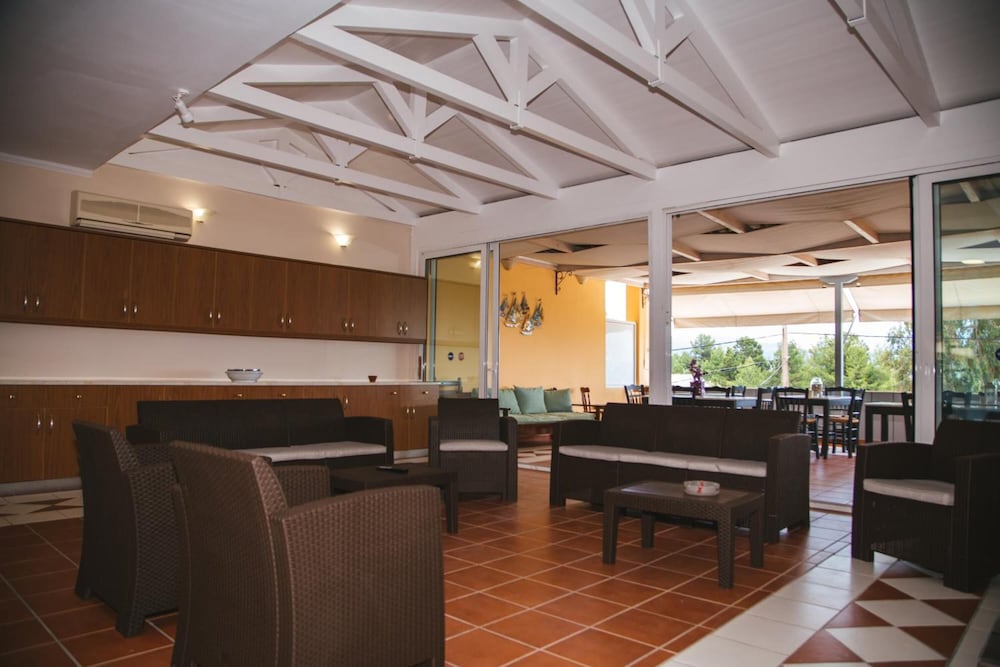 Ionio Hotel 48/74