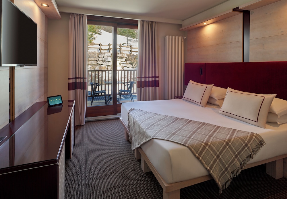 Hotel Sansicario Majestic 8/21