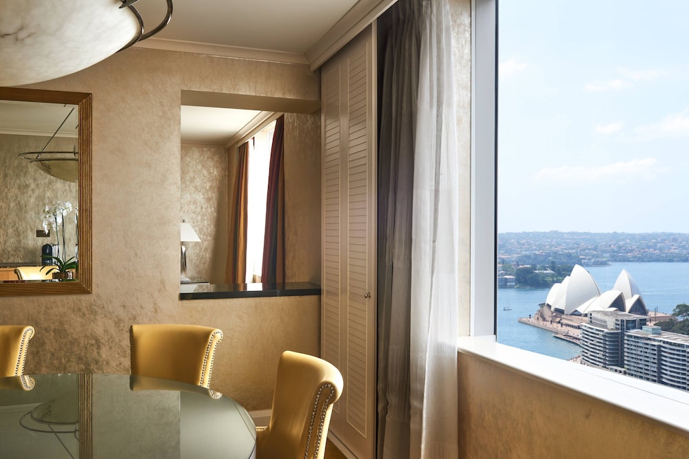 Sydney Harbour Marriott 15/53