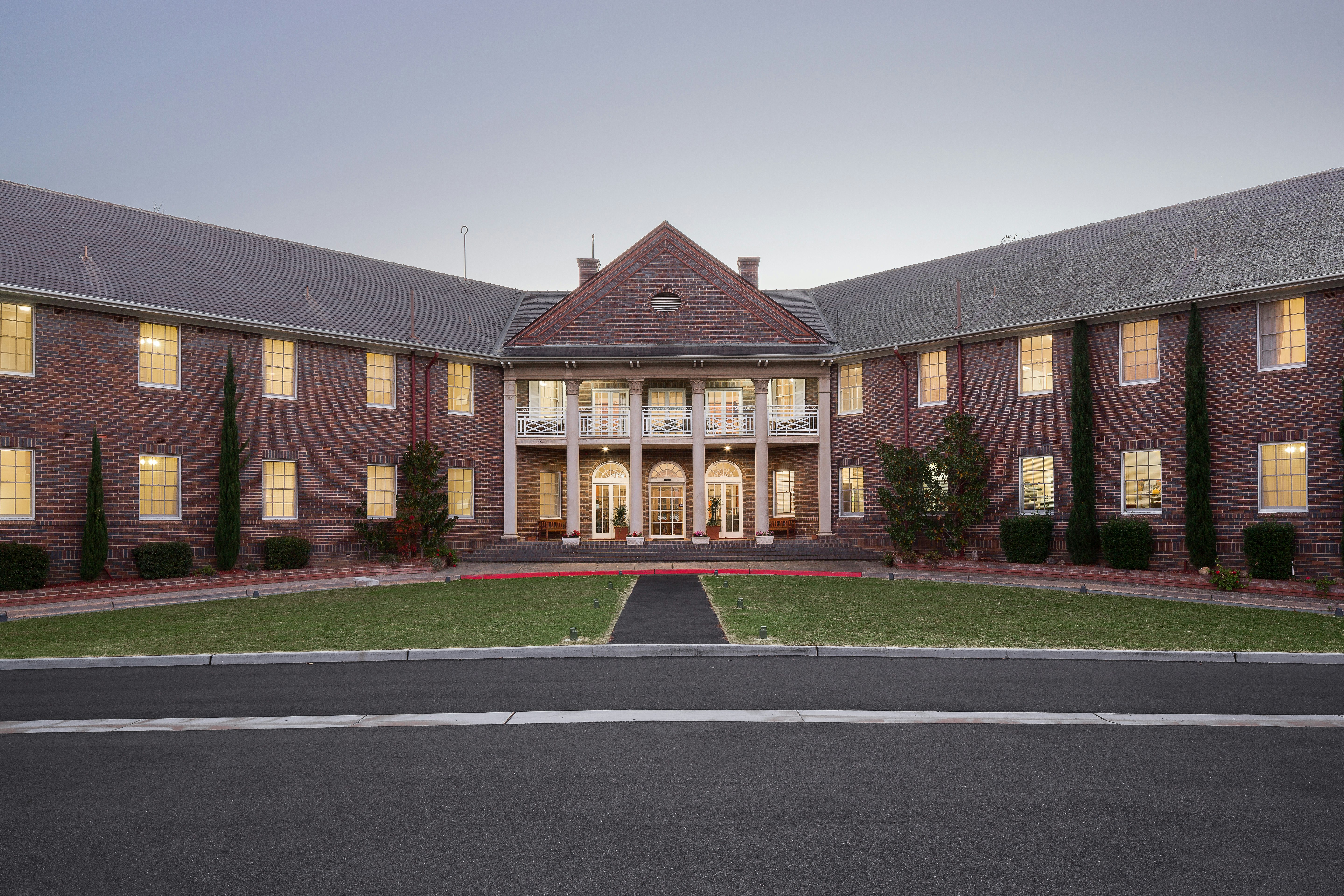 Brassey Hotel 36/36